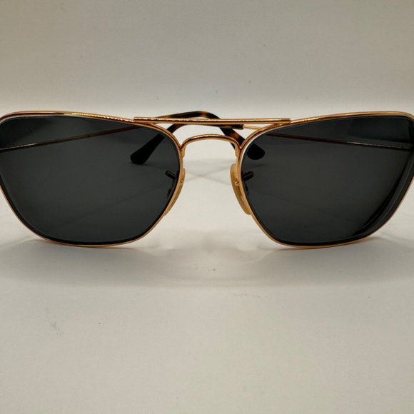 Mens prescription Ray Ban aviator sunglasses and case. Like new condition. - Picture 6 of 9